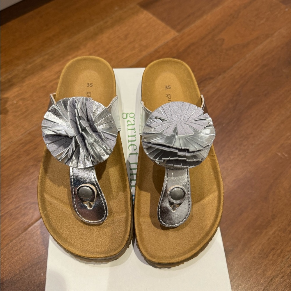 Brand new, beautiful silver girls sandals, made in Italy!